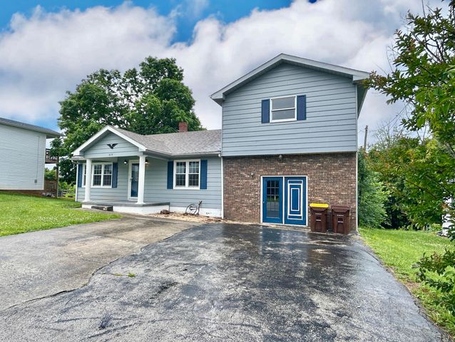 315 Randolph Street, Somerset, KY 42501