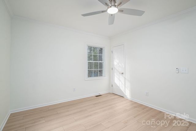 2930 Sheets Circle, Charlotte, NC 28214