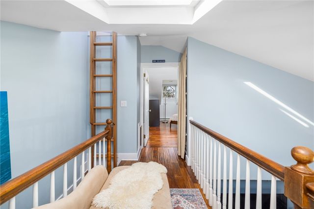 75 Pelham Street C, Newport, RI 02840