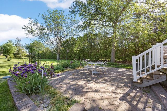5810 Sanden Road NE, Cedar Rapids, IA 52411