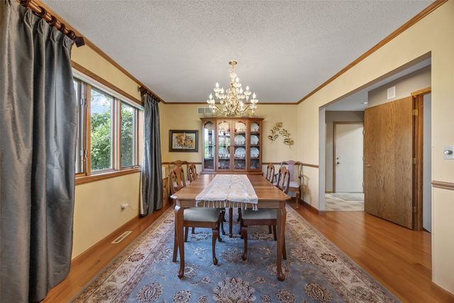 5810 Sanden Road NE, Cedar Rapids, IA 52411