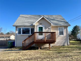 303 Wawayanda Avenue, Middletown, NY 10940