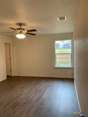279 Olaf Drive, Temple, TX 76504