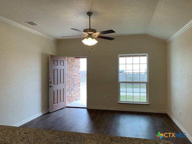 279 Olaf Drive, Temple, TX 76504