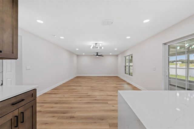 2960 WHITE MAGNOLIA LOOP, Clermont, FL 34711