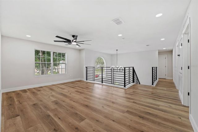 2960 WHITE MAGNOLIA LOOP, Clermont, FL 34711