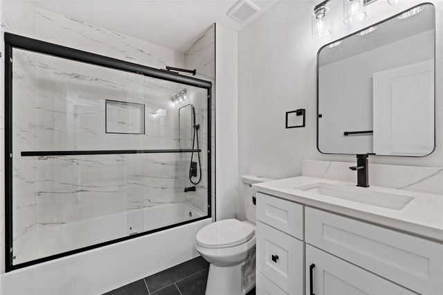 2960 WHITE MAGNOLIA LOOP, Clermont, FL 34711