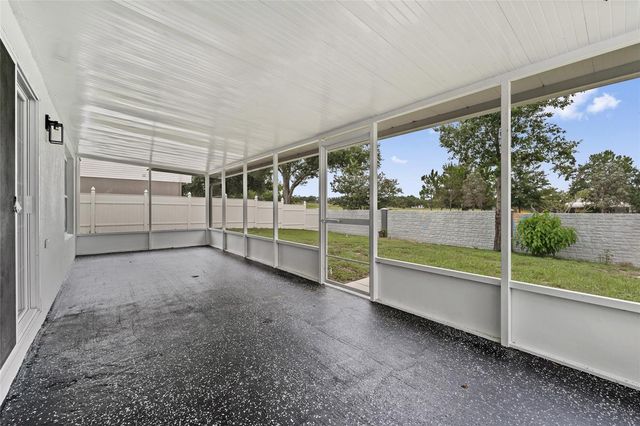 2960 WHITE MAGNOLIA LOOP, Clermont, FL 34711