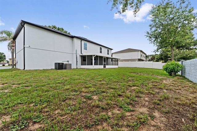 2960 WHITE MAGNOLIA LOOP, Clermont, FL 34711