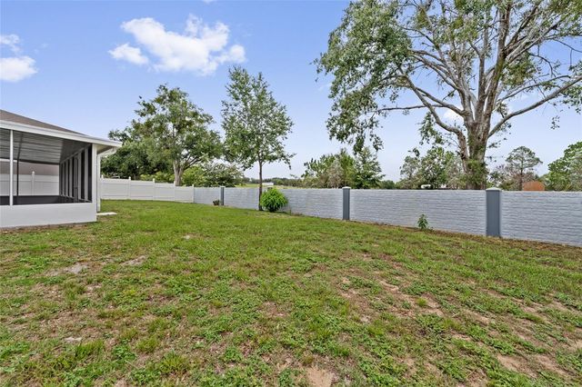2960 WHITE MAGNOLIA LOOP, Clermont, FL 34711