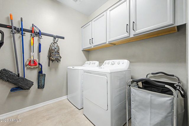 17701 W STRAIGHT ARROW Lane, Surprise, AZ 85387