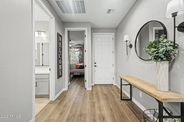 17701 W STRAIGHT ARROW Lane, Surprise, AZ 85387