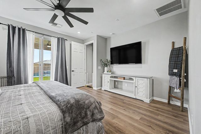 17701 W STRAIGHT ARROW Lane, Surprise, AZ 85387