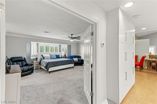 7275 Darby Avenue, Las Vegas, NV 89117