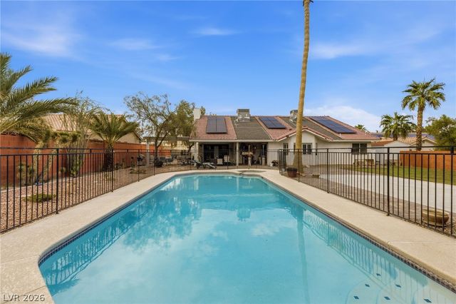 7275 Darby Avenue, Las Vegas, NV 89117