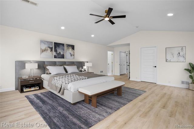 9047 Gale Road, White Lake, MI 48386