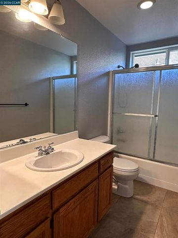 3681 Yacht Dr, Discovery Bay, CA 94505