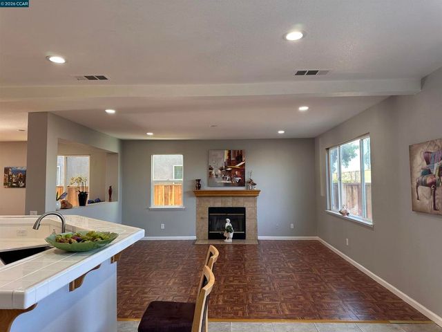 3681 Yacht Dr, Discovery Bay, CA 94505