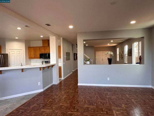 3681 Yacht Dr, Discovery Bay, CA 94505