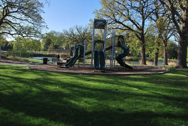 2260 Abbeywood Drive F, Lisle, IL 60532