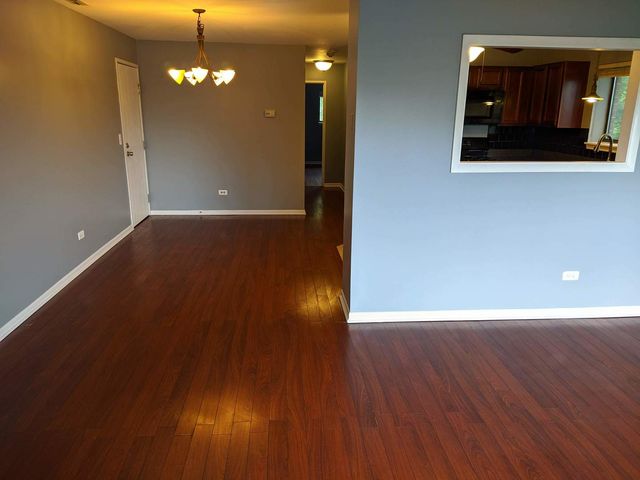 2260 Abbeywood Drive F, Lisle, IL 60532