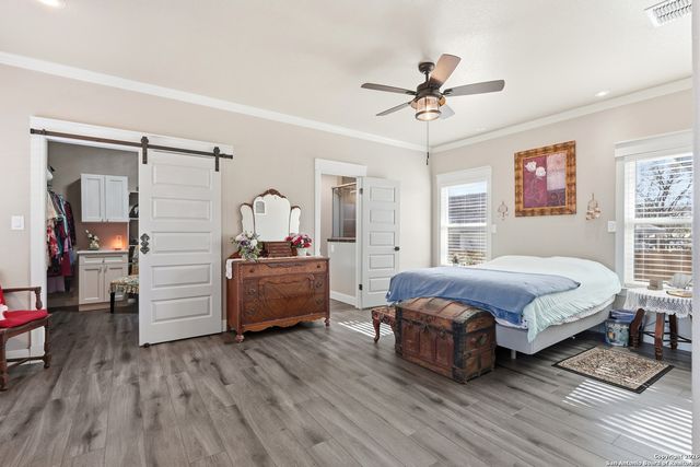 682 STUART RD, Adkins, TX 78101