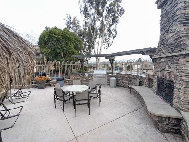 5057 Los Morros Way 112, Oceanside, CA 92057