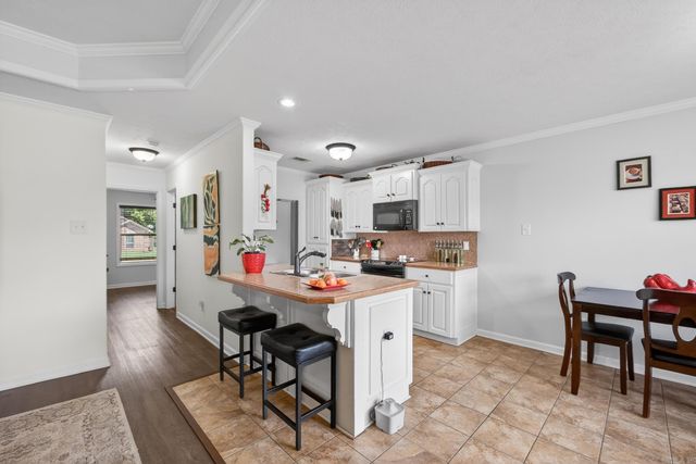 227 Plum Drive, Austin, AR 72007
