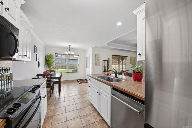 227 Plum Drive, Austin, AR 72007