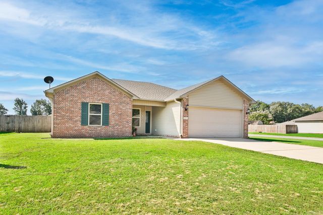 227 Plum Drive, Austin, AR 72007