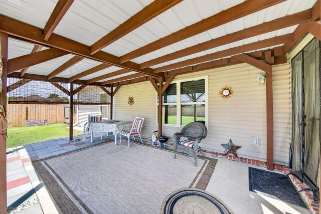 227 Plum Drive, Austin, AR 72007