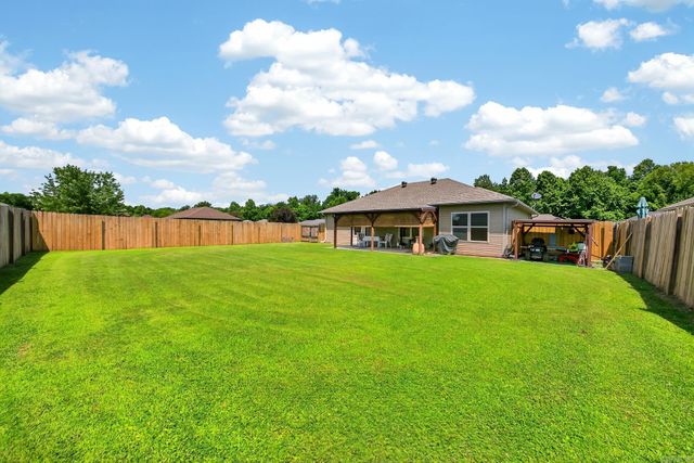 227 Plum Drive, Austin, AR 72007