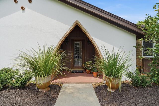 18319 Hereford Lane, Dickinson, TX 77058