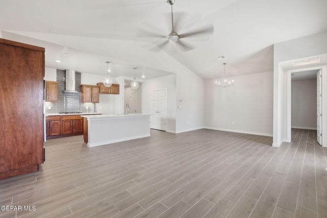 1807 Preakness Avenue, El Paso, TX 79928