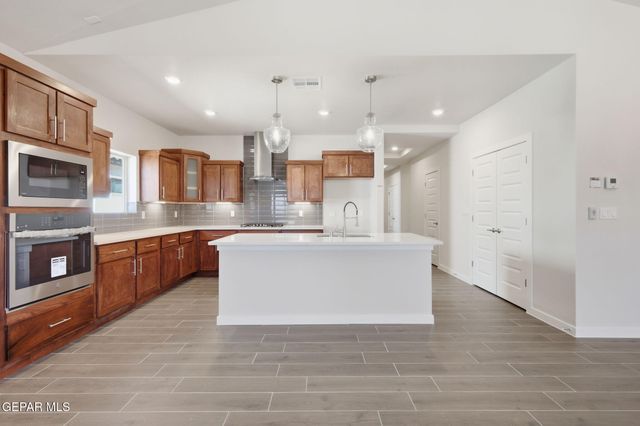 1807 Preakness Avenue, El Paso, TX 79928