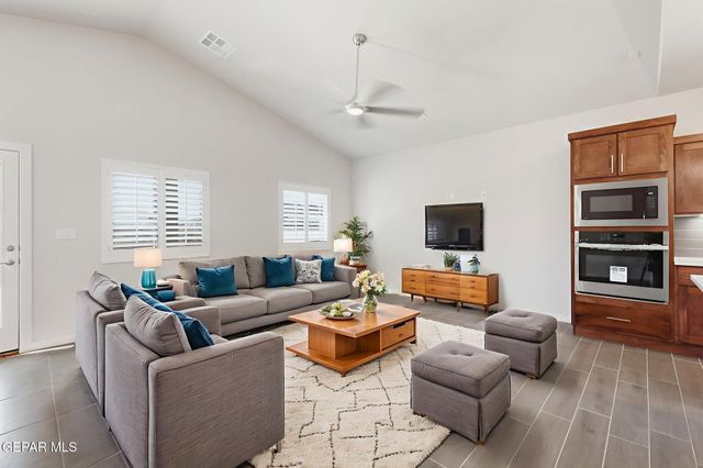 1807 Preakness Avenue, El Paso, TX 79928
