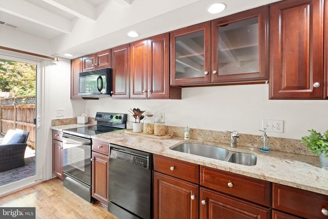 519 S ST ASAPH ST, Alexandria, VA 22314