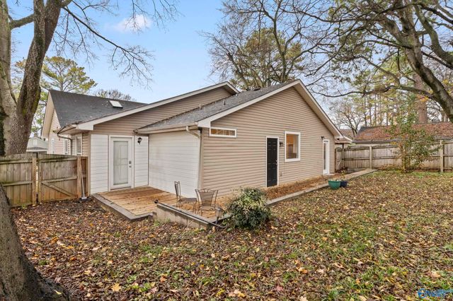 1917 Vanderbilt Circle SW, Huntsville, AL 35801