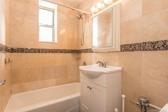 30-69 Hobart Street 5, Woodside, NY 11377