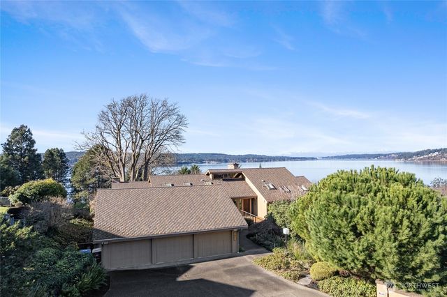 2720 Soundview Drive W, University Place, WA 98466