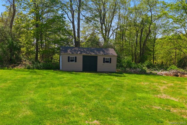 92 Coppergate Lane, Warwick, NY 10990