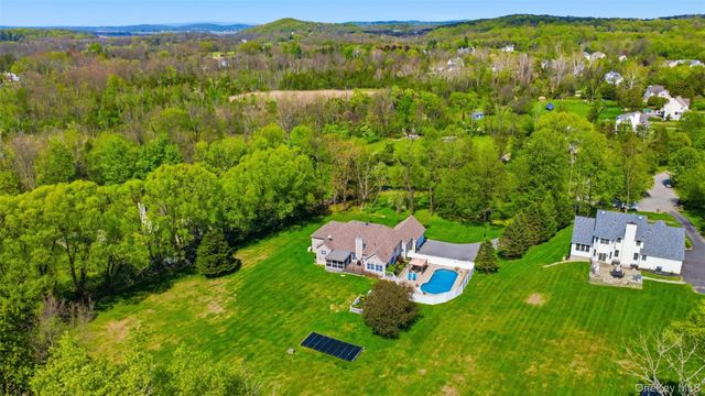 92 Coppergate Lane, Warwick, NY 10990