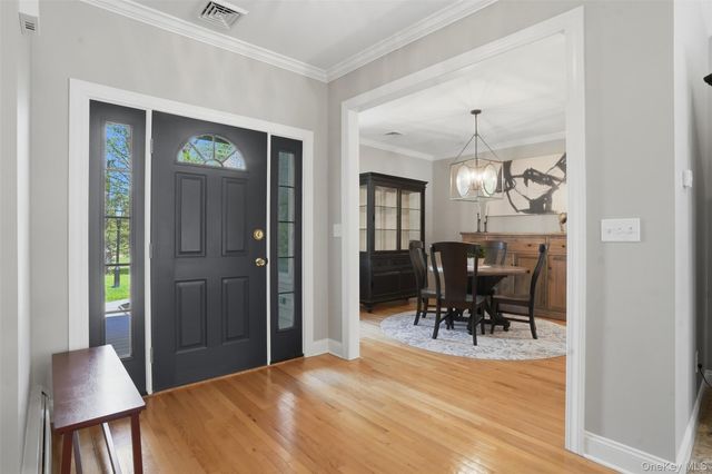 92 Coppergate Lane, Warwick, NY 10990