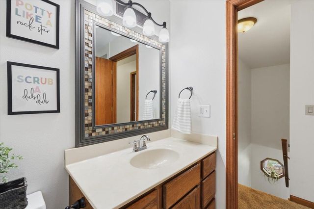 135 Glen Haven Court, Oregon, WI 53575