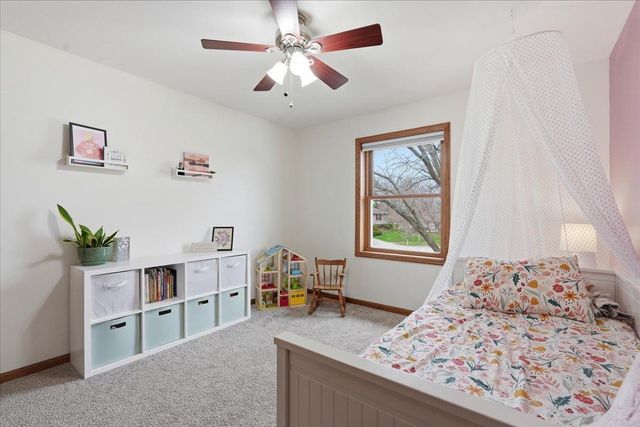 135 Glen Haven Court, Oregon, WI 53575
