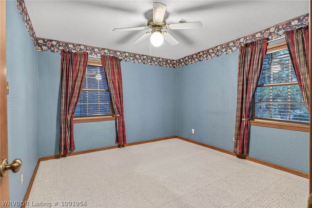 3025 S 58th Street, Fort Smith, AR 72903