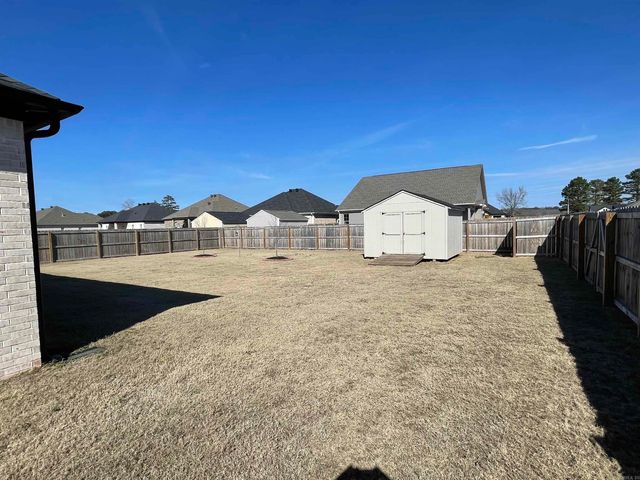 2 Quail Feather Cove, Greenbrier, AR 72058