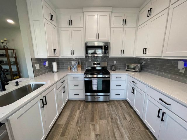 2 Quail Feather Cove, Greenbrier, AR 72058