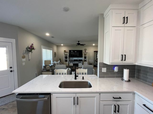 2 Quail Feather Cove, Greenbrier, AR 72058