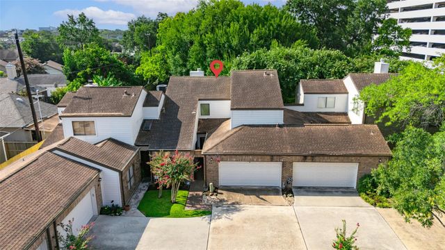 2555 Bering Drive 15, Houston, TX 77057